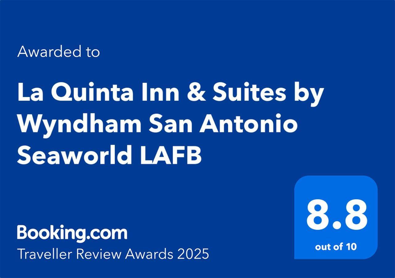 La Quinta Inn & Suites By Wyndham San Antonio Seaworld Lafb Exterior foto